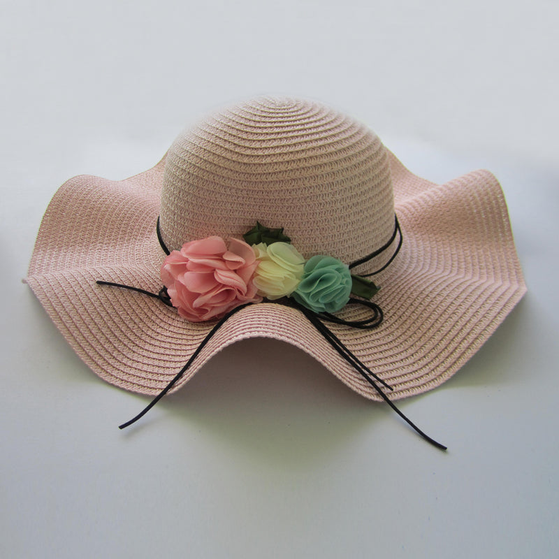 Sensational Straw Hat with flowers - Pink