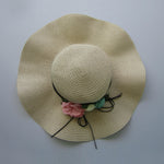 Sensational Straw Hat with flowers - Beige